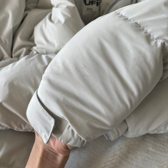 Aritzia TNA the Mega Puff Short Jacket - Picture 11 of 14